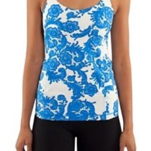 Lululemon Free to Be tank 8